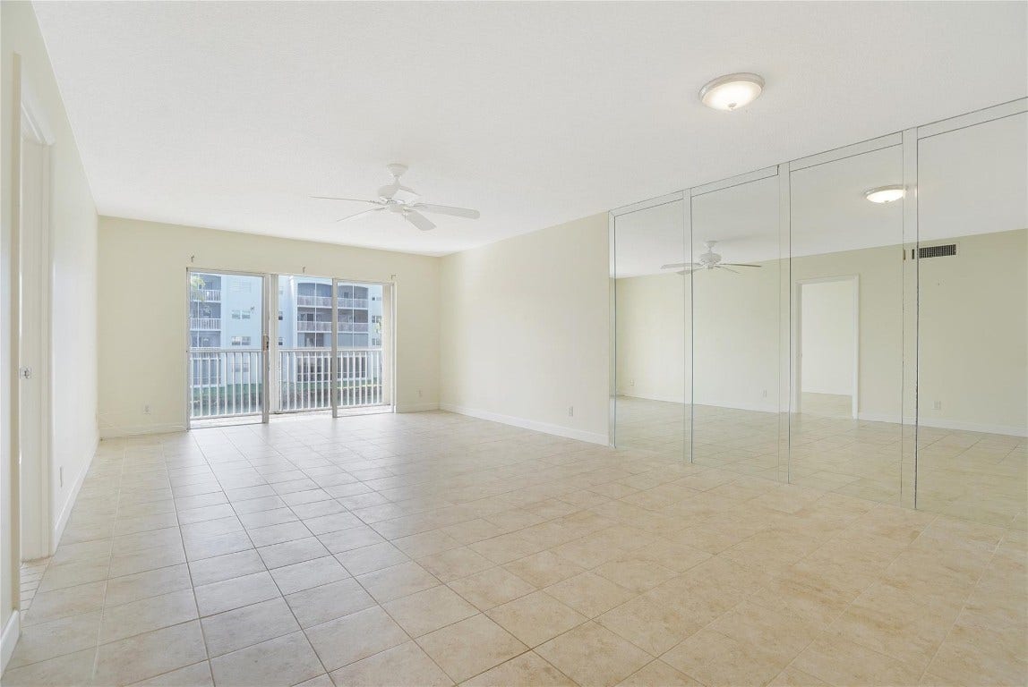 604 NE 2nd Street, #220, Dania Beach, FL 33004 604 NE 2nd Street, #220, Dania Beach, FL 33004