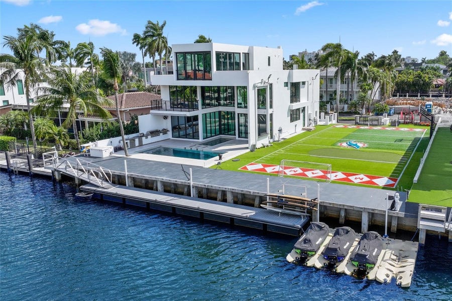 Property photo for 509 Coconut Isle Drive, Fort Lauderdale, FL