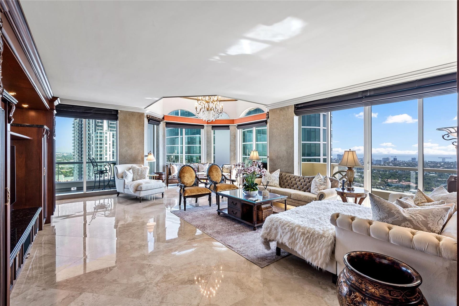 411 N New River Drive, #PH 39A, Fort Lauderdale, FL 33301 Photo 3