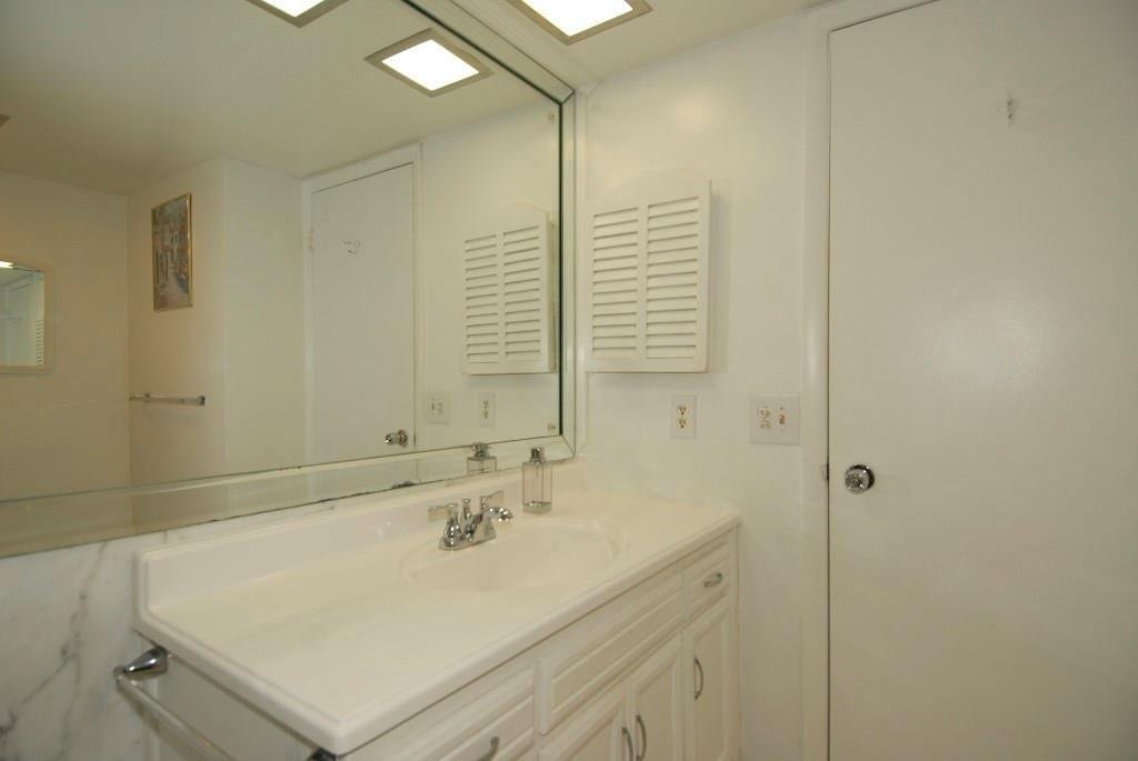 3850 Galt Ocean Drive, #1204, Fort Lauderdale, FL 33308 Photo 12