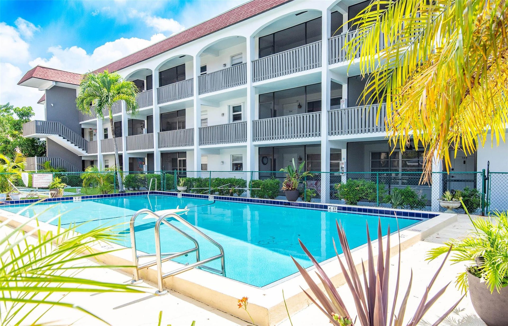 651 Pine Drive, #306, Pompano Beach, FL 33060
