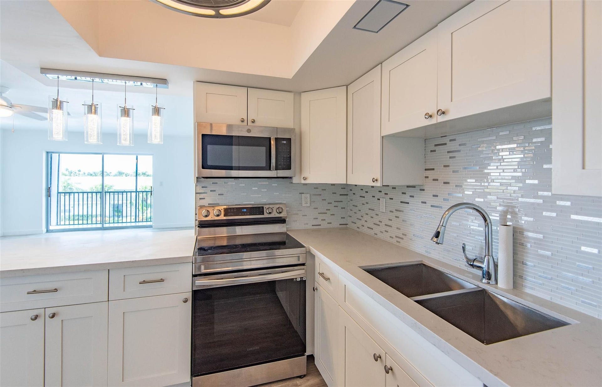 651 Pine Drive, #306, Pompano Beach, FL 33060