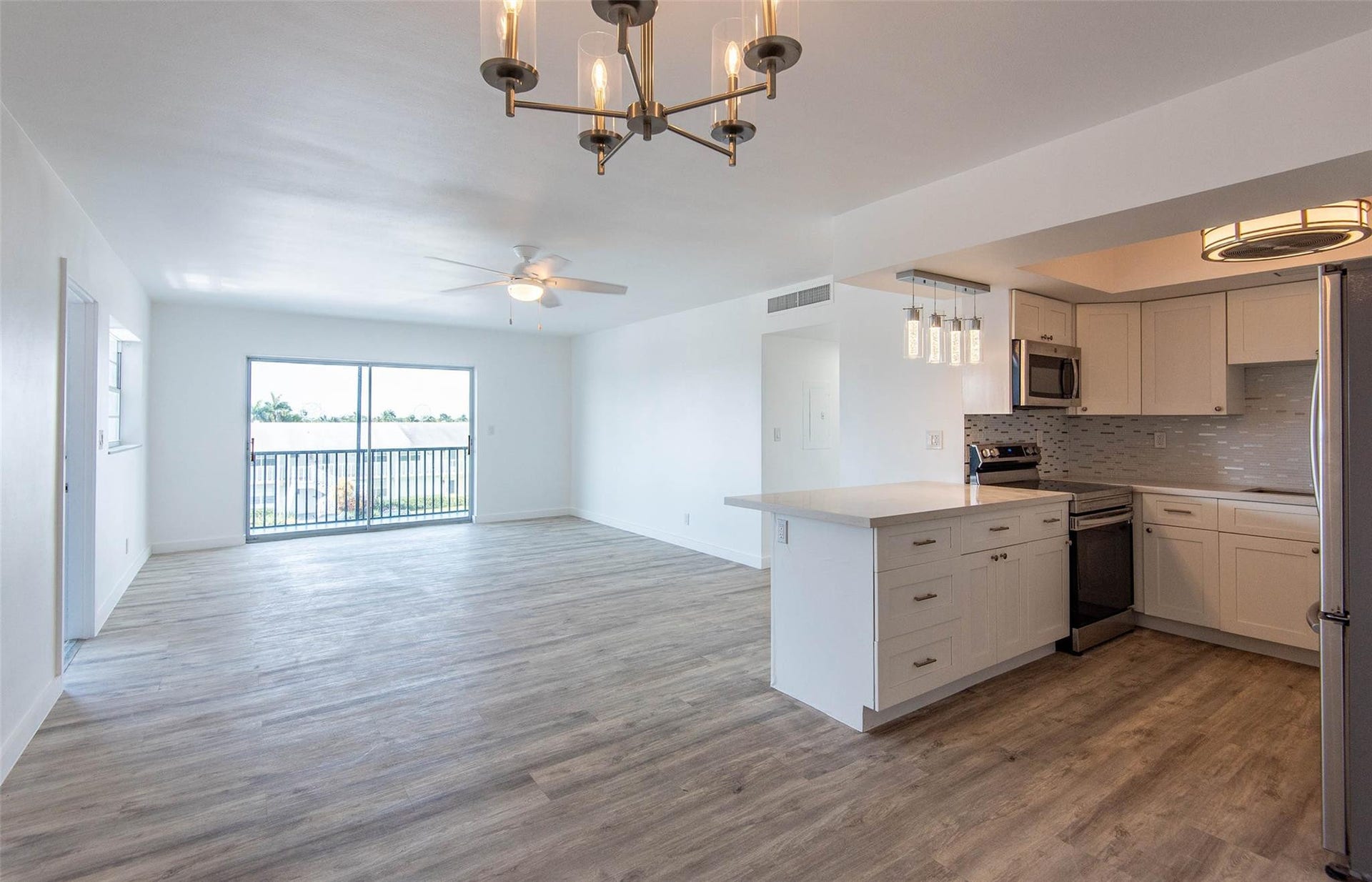 651 Pine Drive, #306, Pompano Beach, FL 33060
