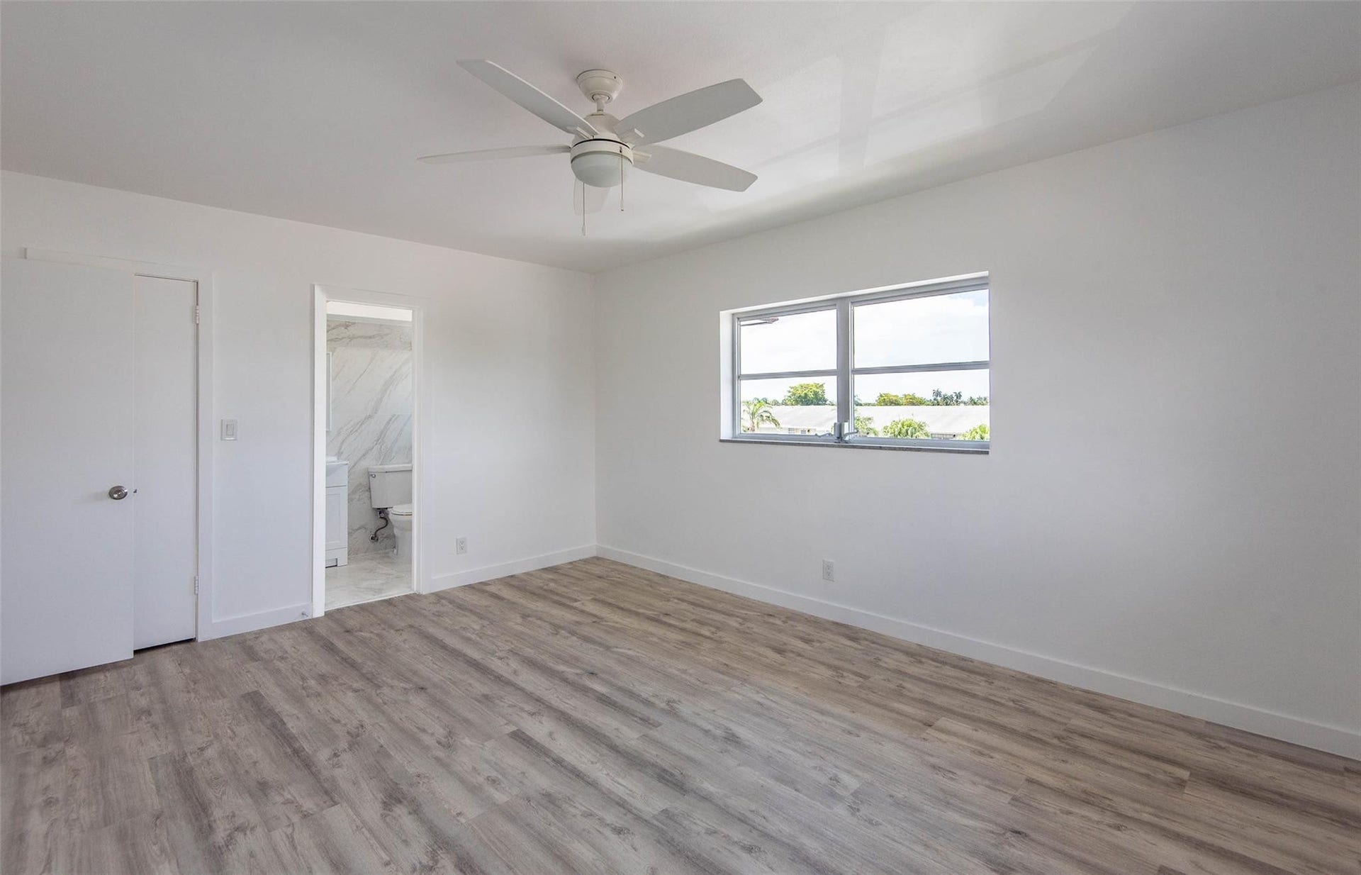 651 Pine Drive, #306, Pompano Beach, FL 33060