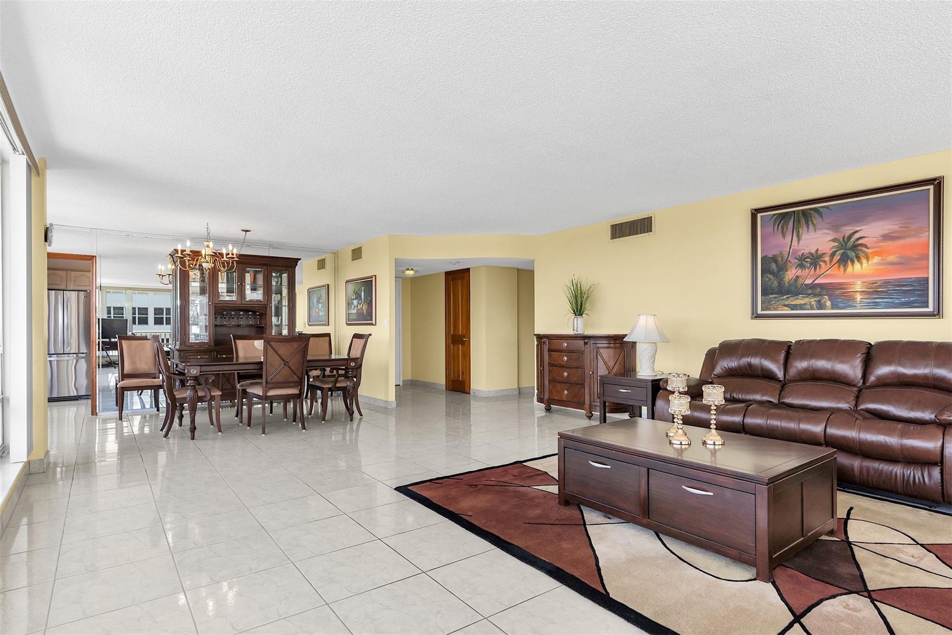 4020 Galt Ocean Drive, #802, Fort Lauderdale, FL 33308 Large Dining Room for Entertaining