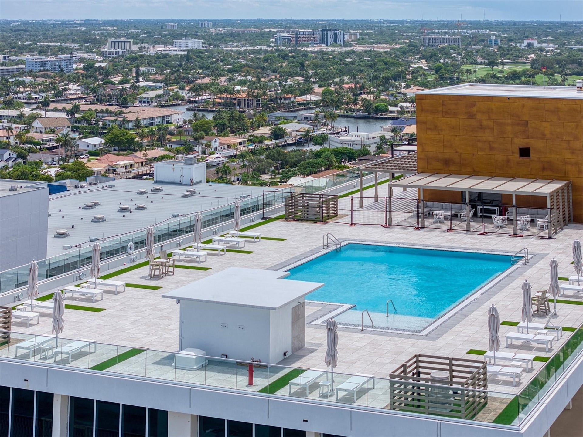 4020 Galt Ocean Drive, #802, Fort Lauderdale, FL 33308 Rooftop Pool at Sunset