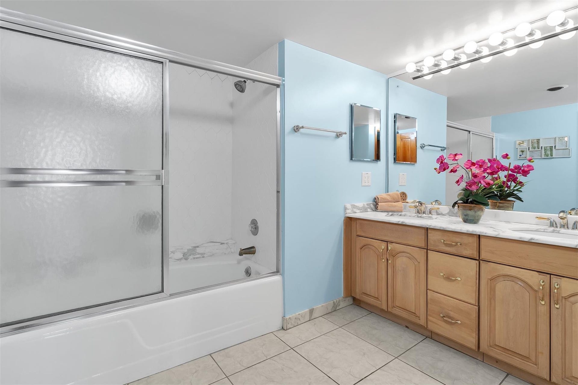 4020 Galt Ocean Drive, #802, Fort Lauderdale, FL 33308 Double Vanity in Ensuite