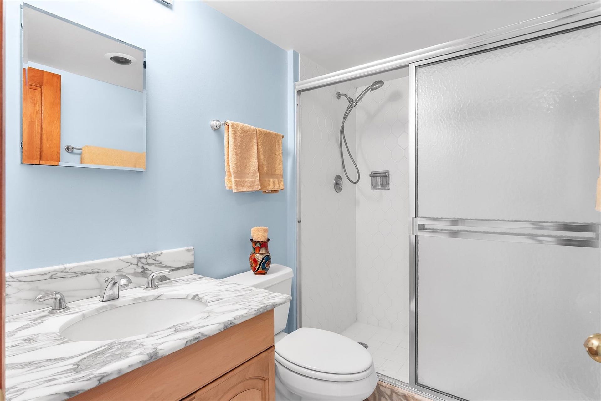 4020 Galt Ocean Drive, #802, Fort Lauderdale, FL 33308 Entrance to Guest Bedroom