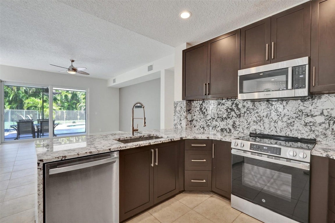 11309 Port Street, Cooper City, FL 33026 11309 Port Street, Cooper City, FL 33026