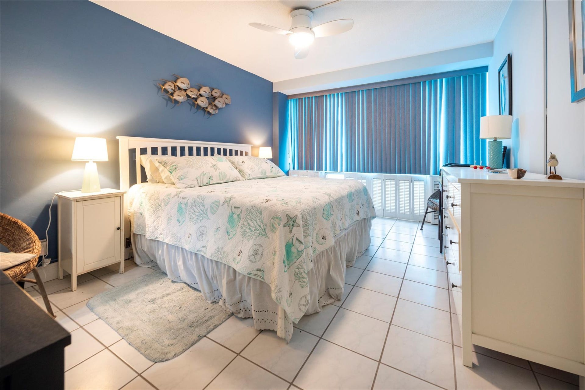 Bedroom facing the park and ocean