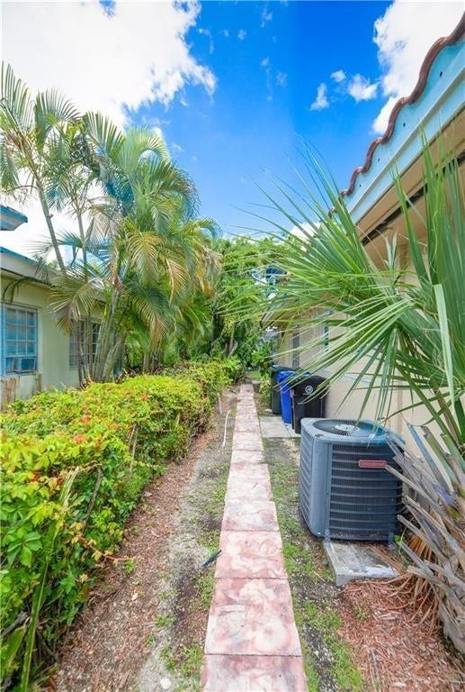2613-2615 NE 33rd Avenue, Fort Lauderdale, Fort Lauderdale, FL 33308