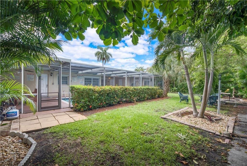 2613-2615 NE 33rd Avenue, Fort Lauderdale, Fort Lauderdale, FL 33308