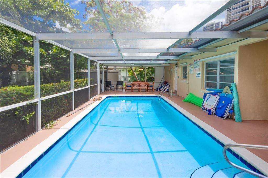 2613-2615 NE 33rd Avenue, Fort Lauderdale, Fort Lauderdale, FL 33308