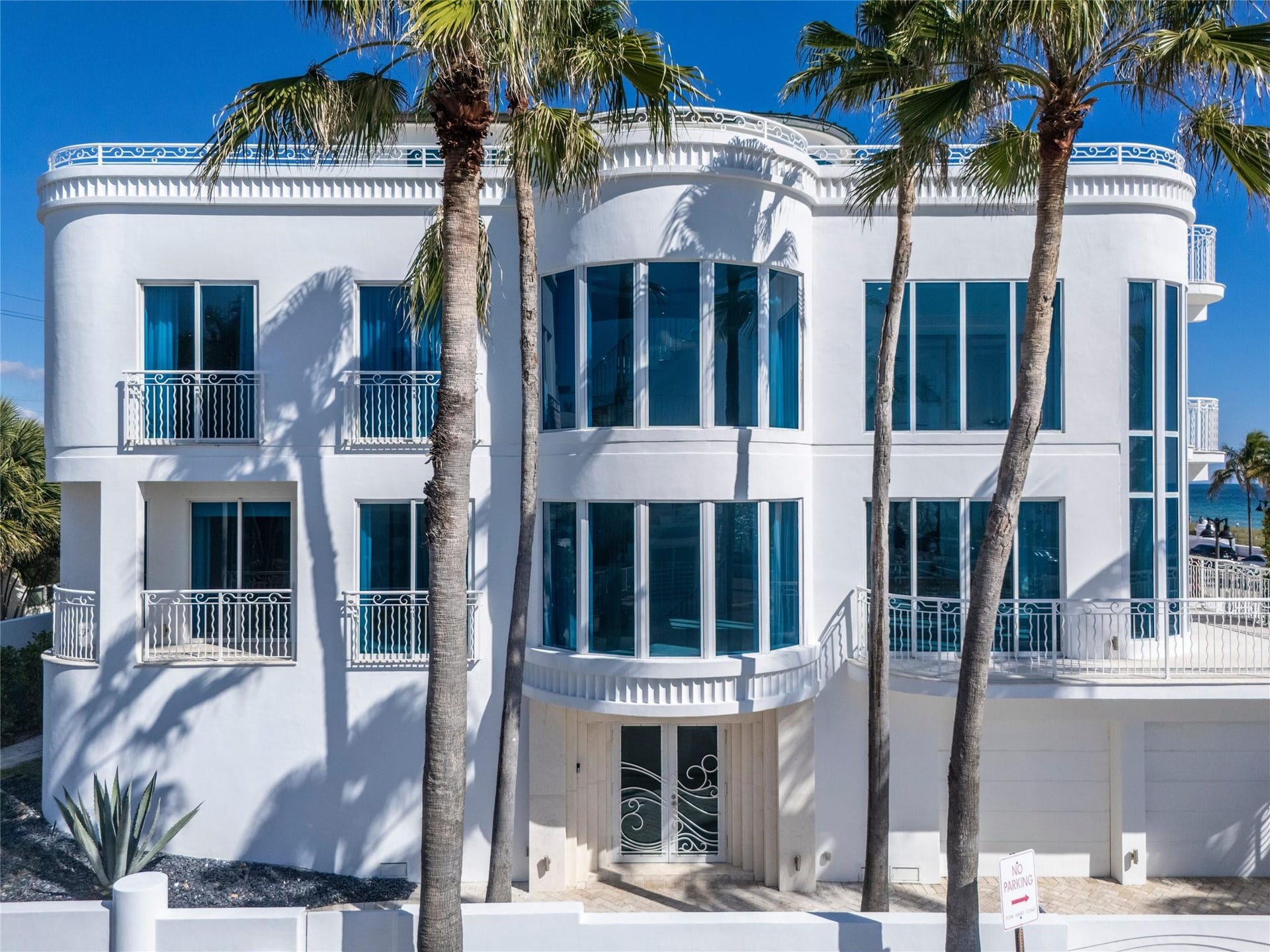 1525 N Fort Lauderdale Beach Boulevard, Fort Lauderdale, FL 33304
