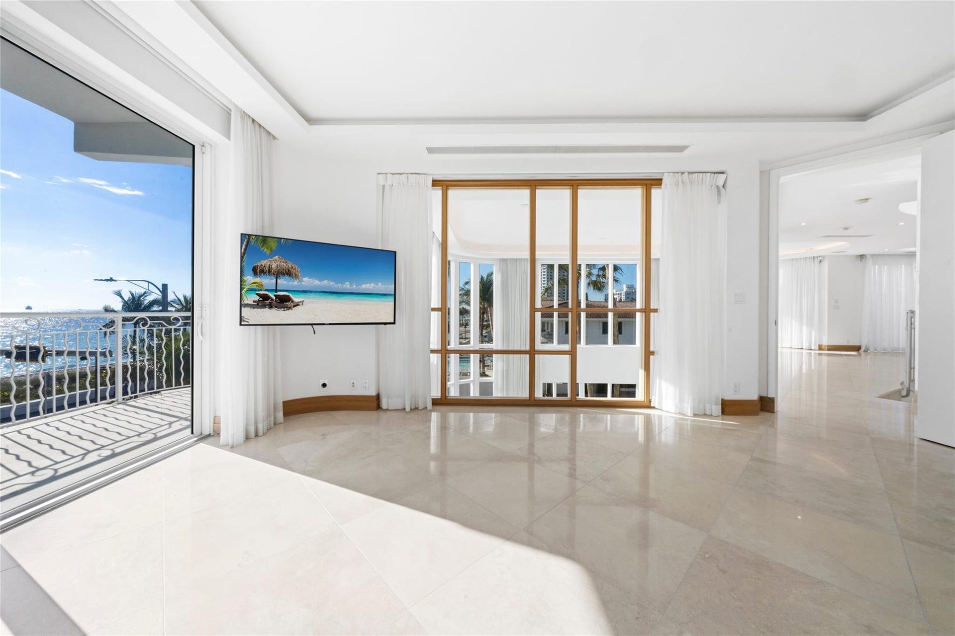 1525 N Fort Lauderdale Beach Boulevard, Fort Lauderdale, FL 33304
