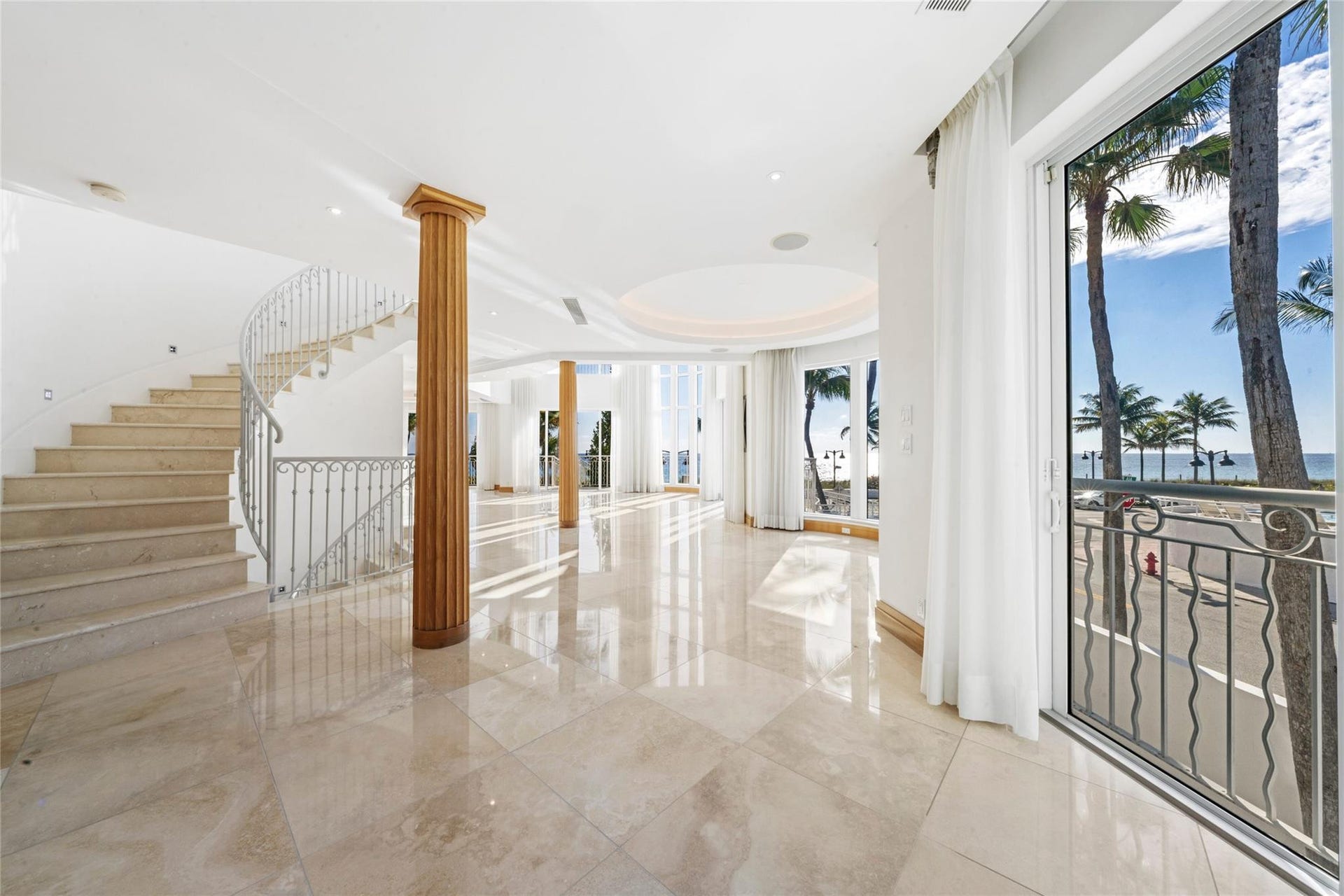 1525 N Fort Lauderdale Beach Boulevard, Fort Lauderdale, FL 33304