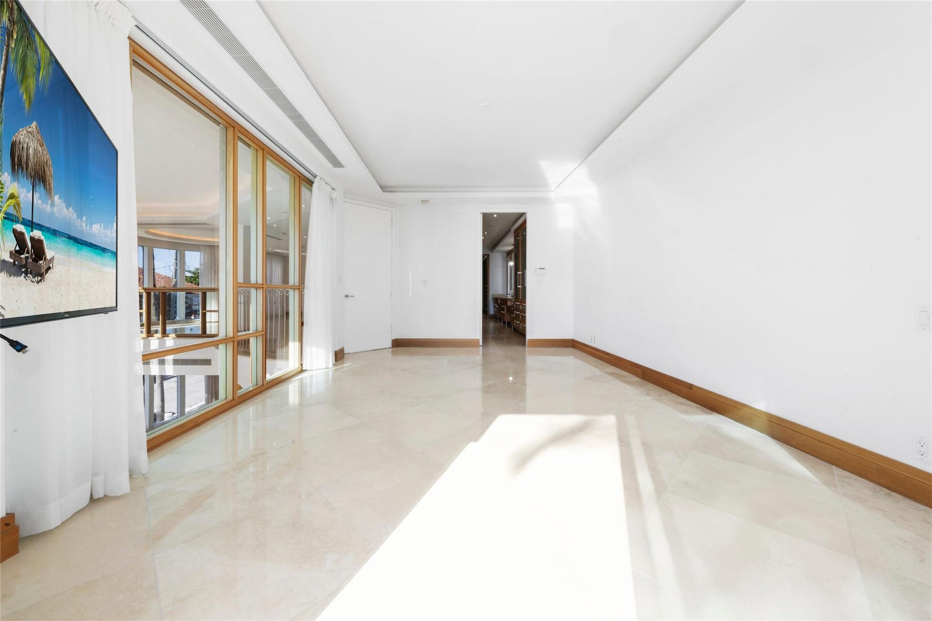 1525 N Fort Lauderdale Beach Boulevard, Fort Lauderdale, FL 33304