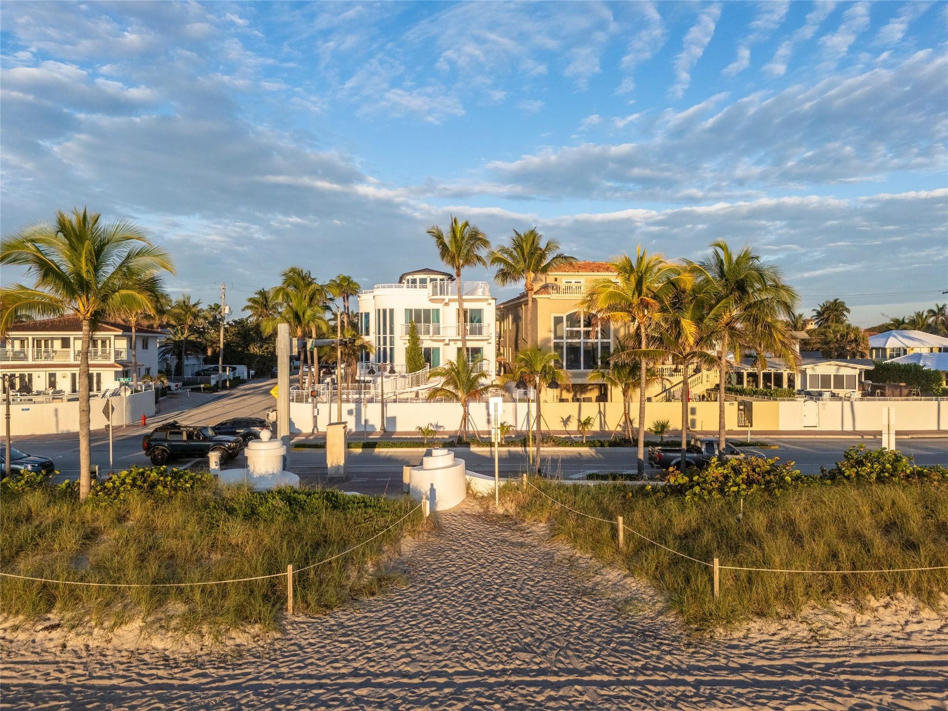 1525 N Fort Lauderdale Beach Boulevard, Fort Lauderdale, FL 33304