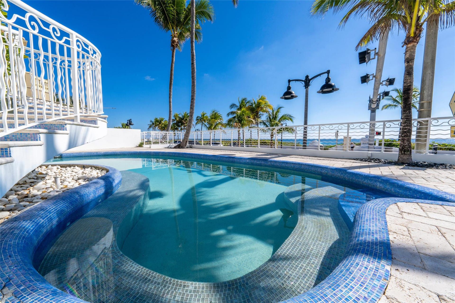 1525 N Fort Lauderdale Beach Boulevard, Fort Lauderdale, FL 33304