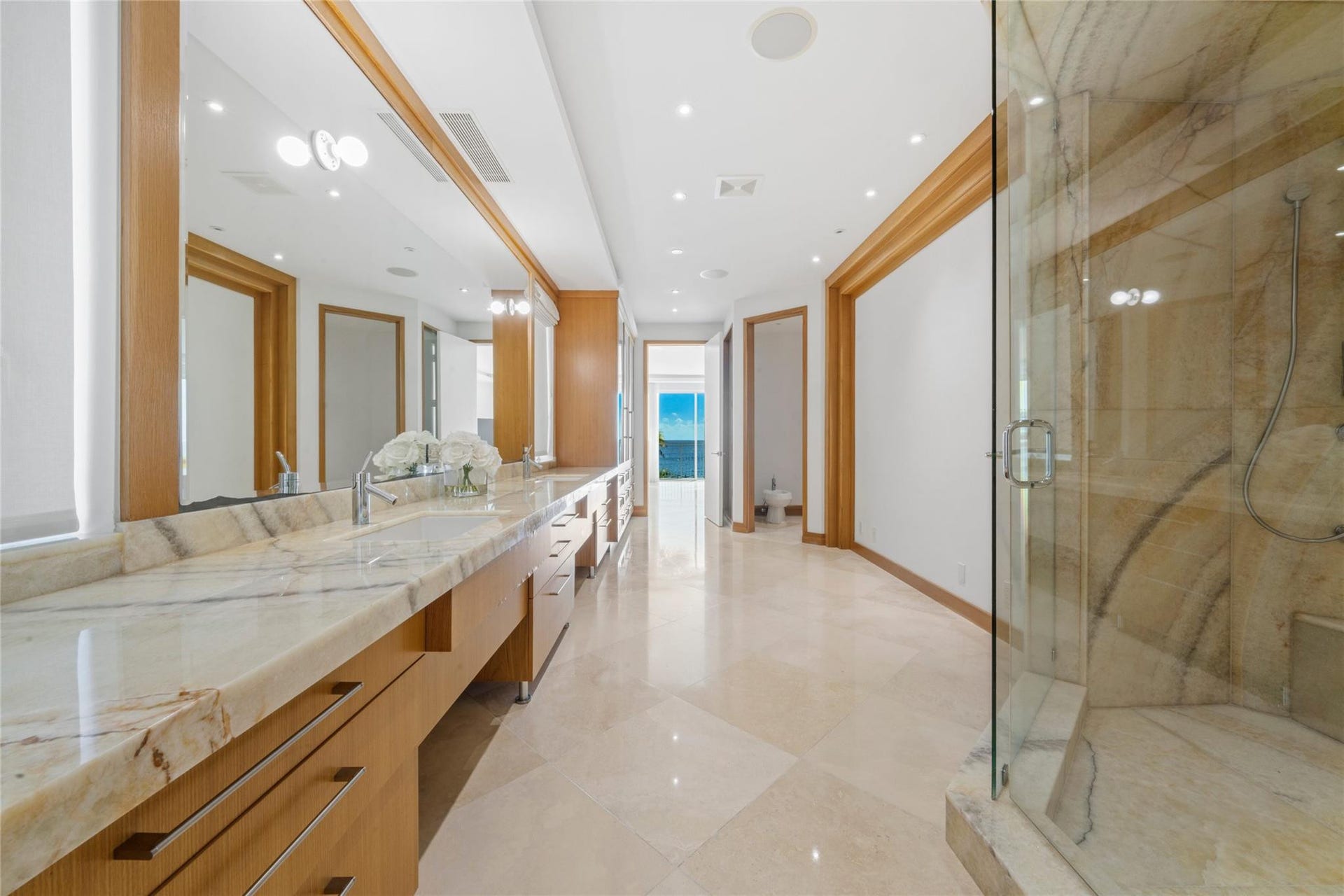 1525 N Fort Lauderdale Beach Boulevard, Fort Lauderdale, FL 33304