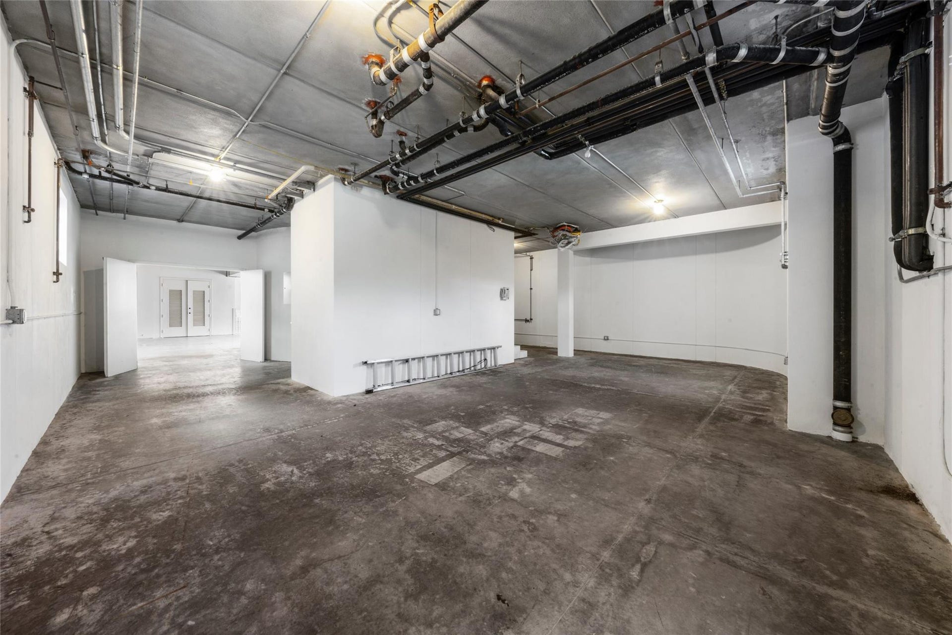 1525 N Fort Lauderdale Beach Boulevard, Fort Lauderdale, FL 33304