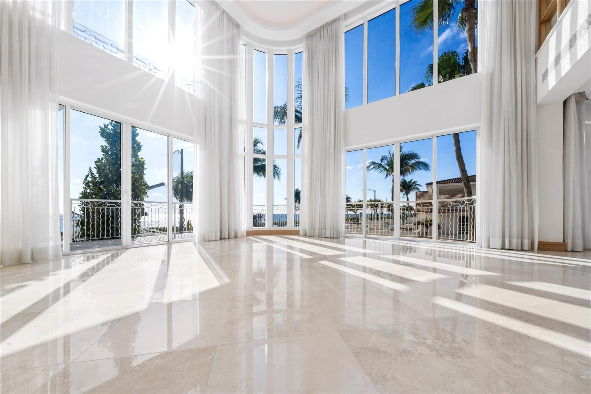 1525 N Fort Lauderdale Beach Boulevard, Fort Lauderdale, FL 33304