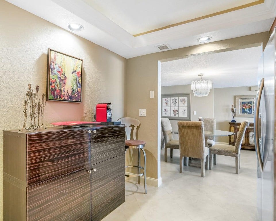 3500 Galt Ocean Drive, #2216, Fort Lauderdale, FL 33308
