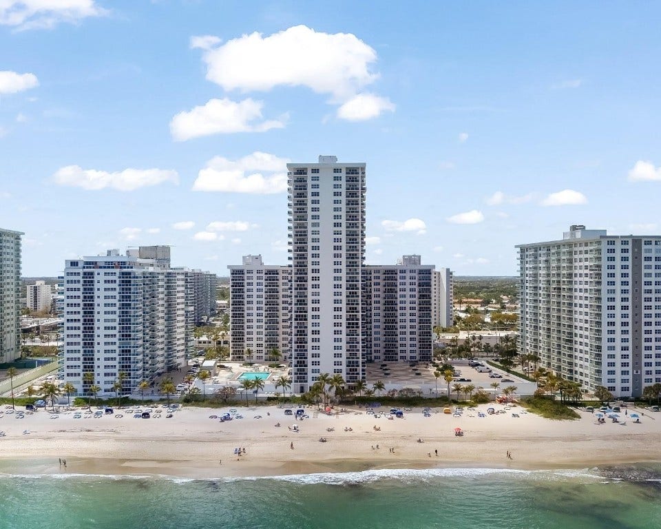 3500 Galt Ocean Drive, #2216, Fort Lauderdale, FL 33308