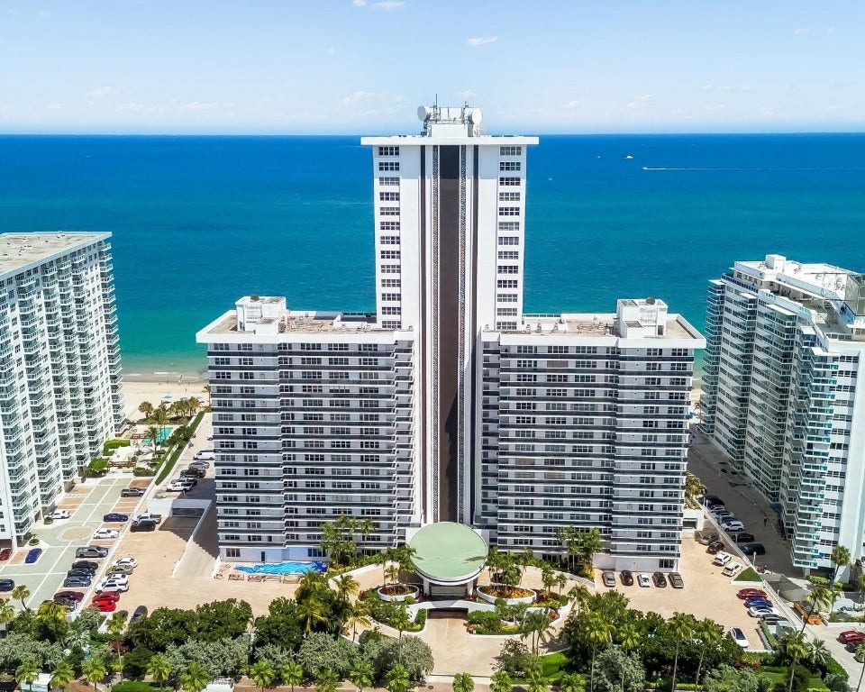 3500 Galt Ocean Drive, #2216, Fort Lauderdale, FL 33308