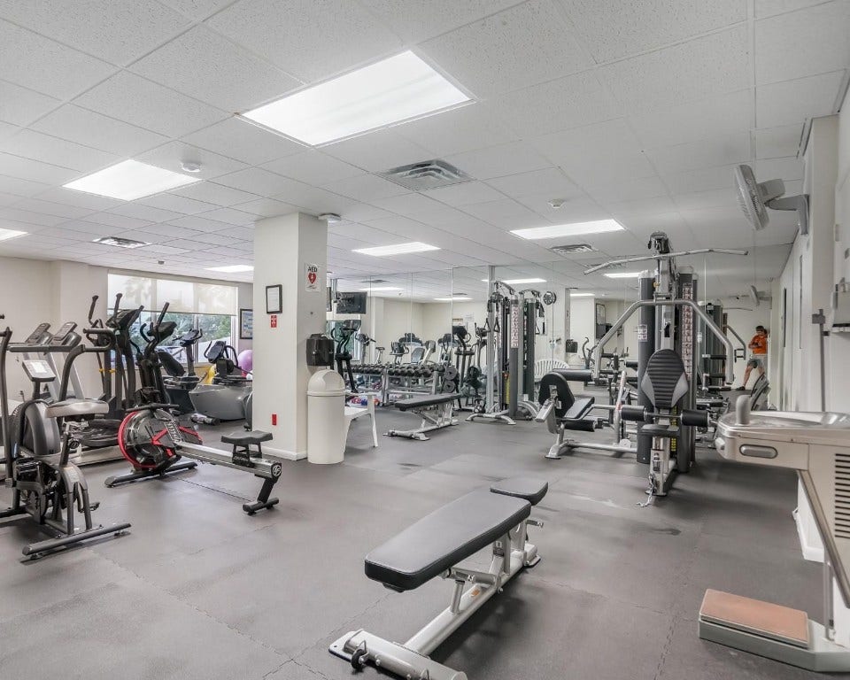 3500 Galt Ocean Drive, #2216, Fort Lauderdale, FL 33308