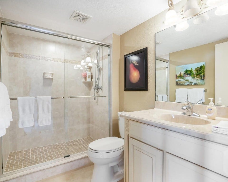3500 Galt Ocean Drive, #2216, Fort Lauderdale, FL 33308