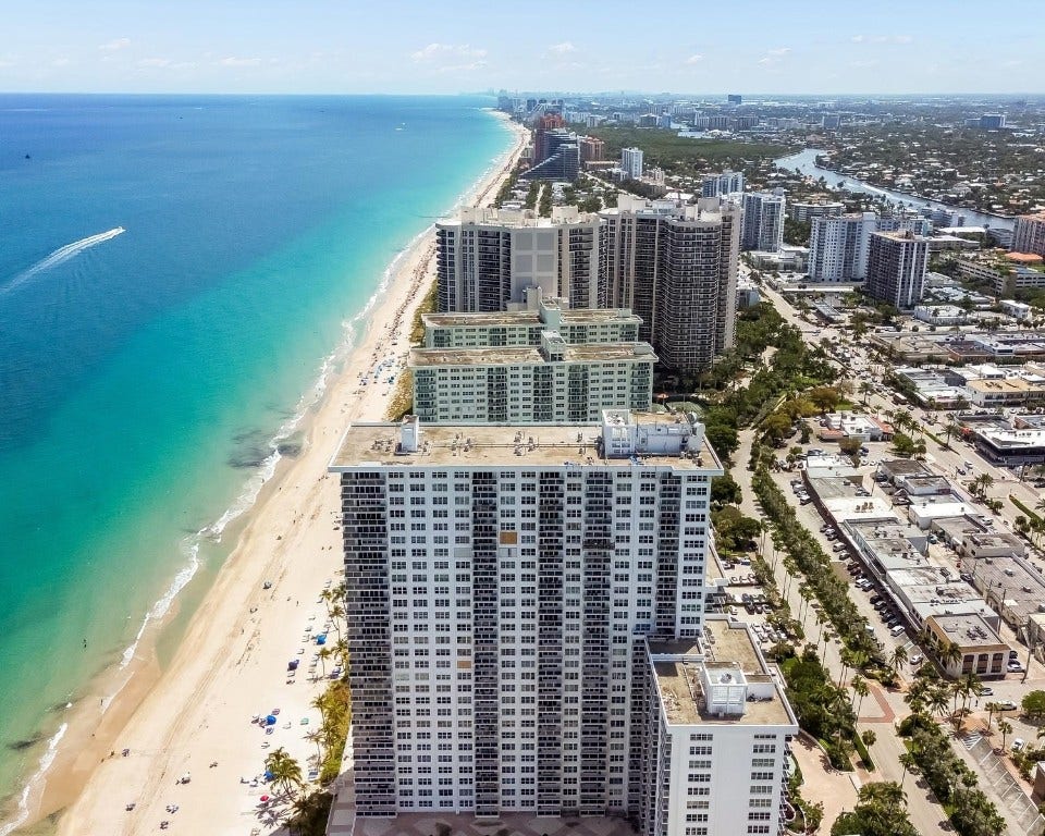 3500 Galt Ocean Drive, #2216, Fort Lauderdale, FL 33308