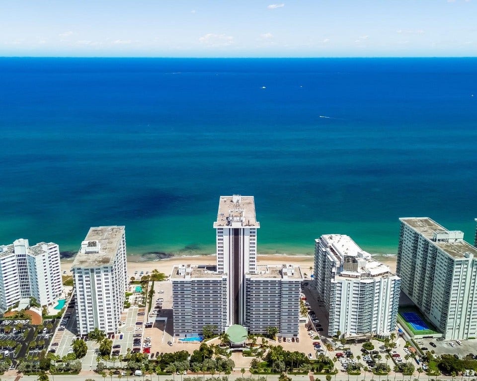 3500 Galt Ocean Drive, #2216, Fort Lauderdale, FL 33308