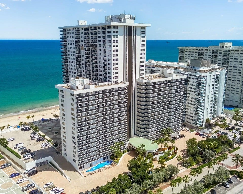3500 Galt Ocean Drive, #2216, Fort Lauderdale, FL 33308
