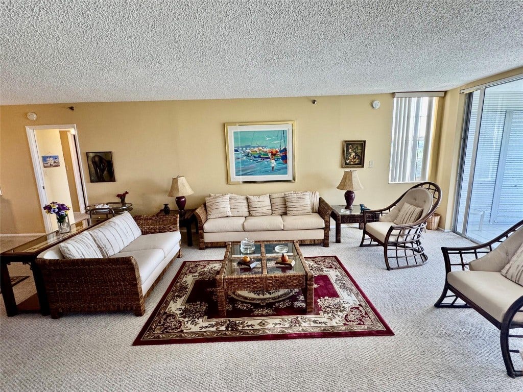 3520 Oaks Way, #807, Pompano Beach, FL 33069 3520 Oaks Way, #807, Pompano Beach, FL 33069
