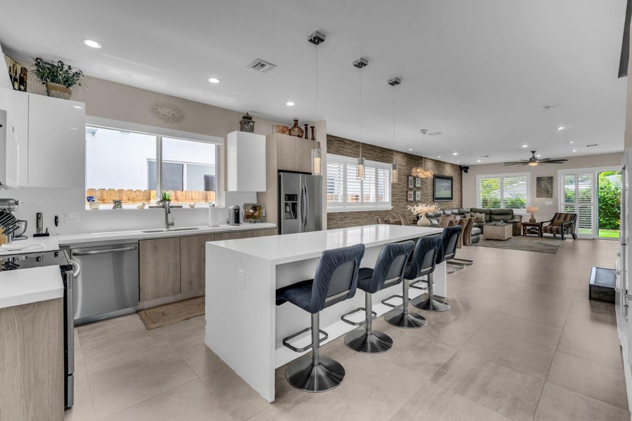 Property photo for 807 SW 7th Avenue, Fort Lauderdale, FL