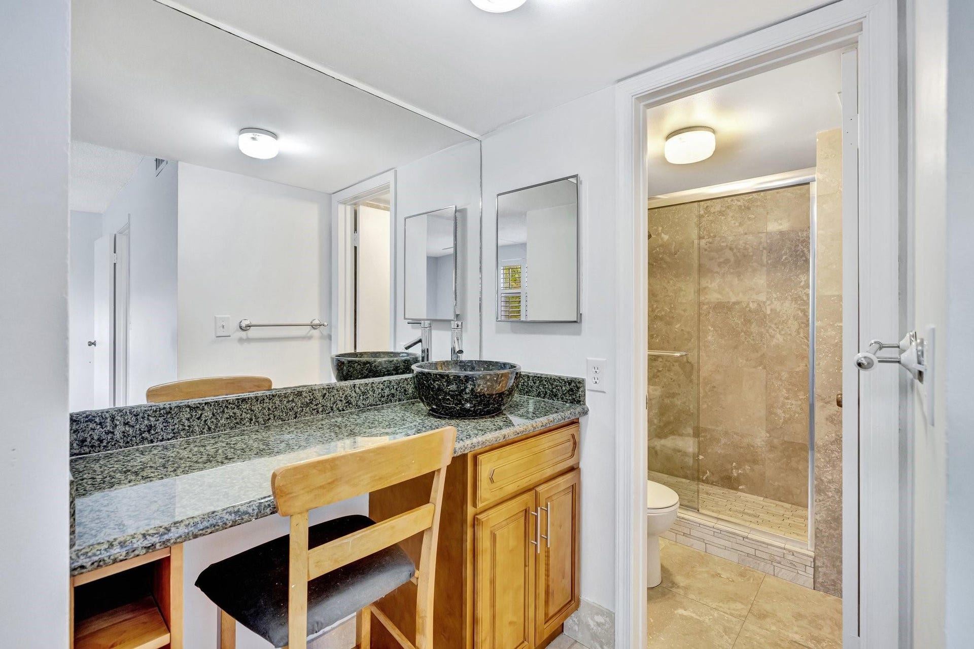 2017 N Dixie Highway, Wilton Manors, FL 33305