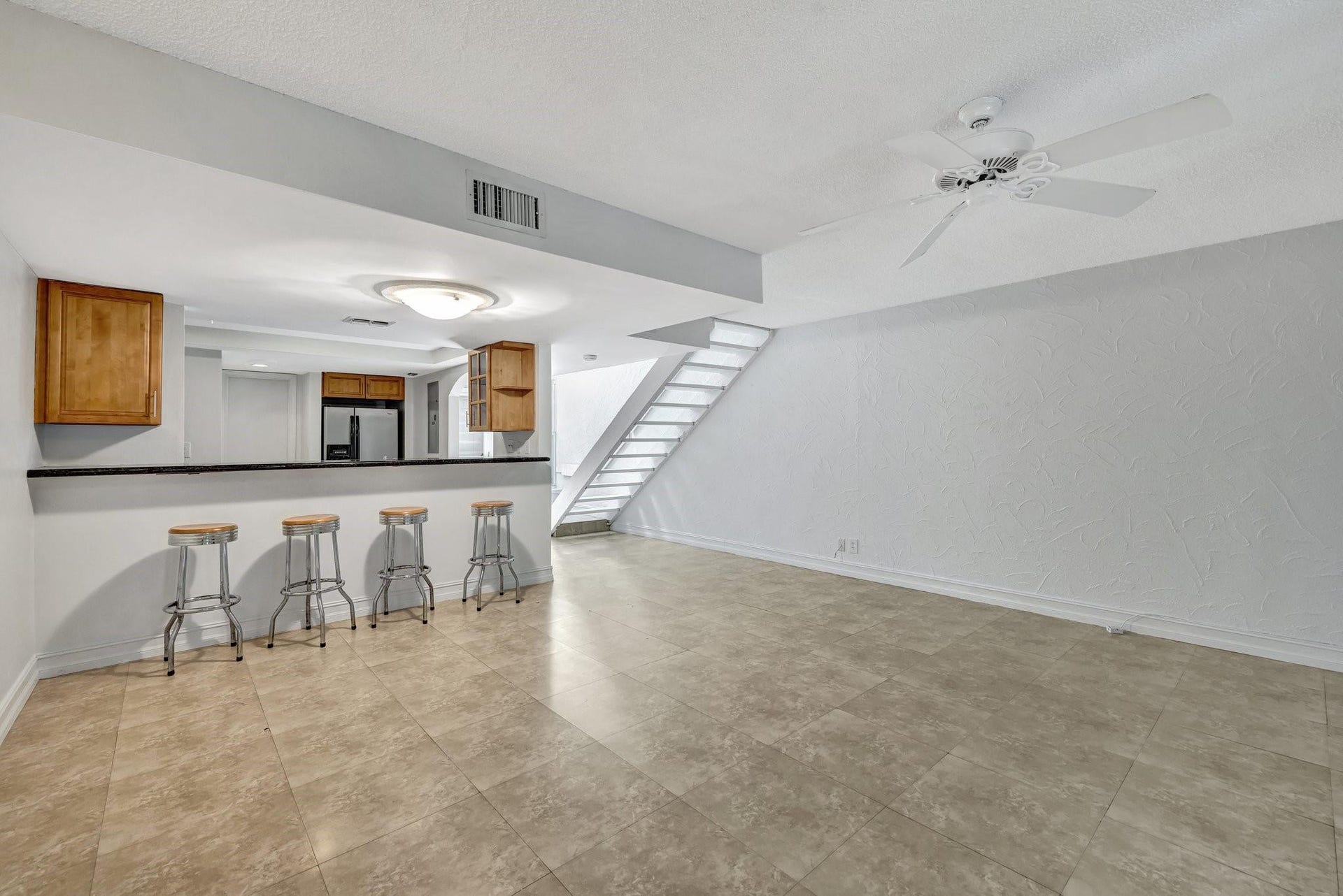 2017 N Dixie Highway, Wilton Manors, FL 33305