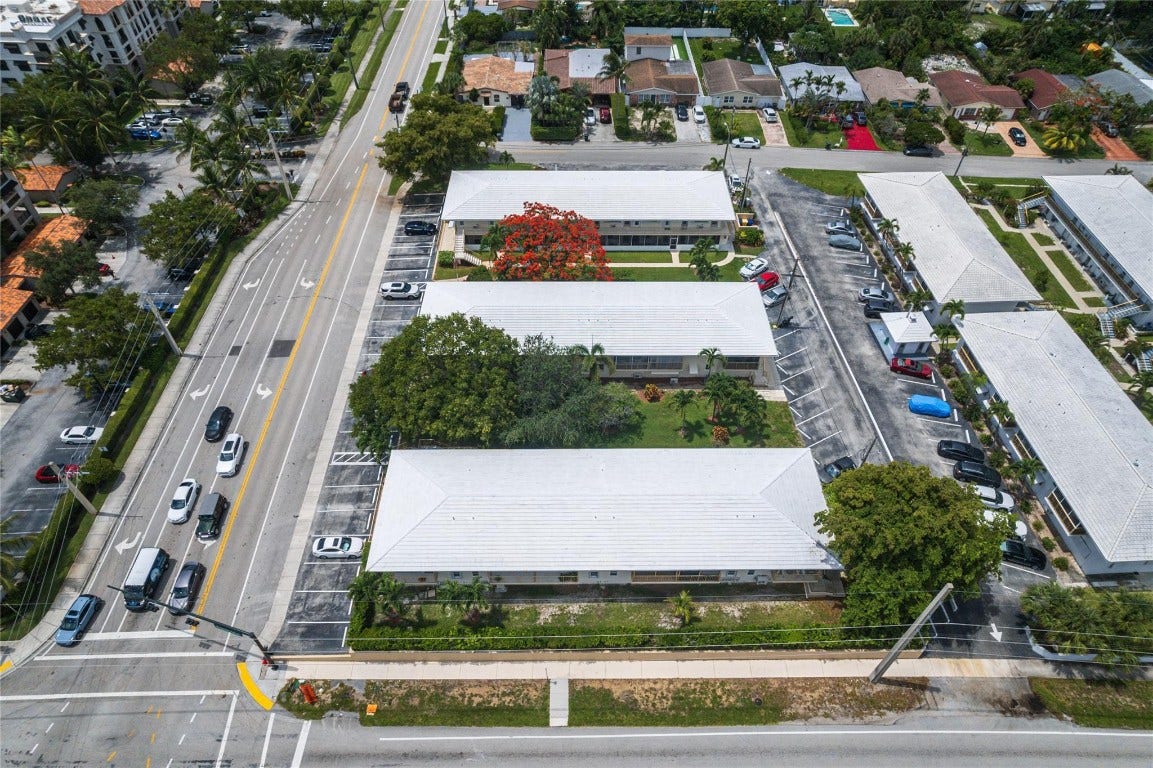11 SW 4th Avenue, #11, Boca Raton, FL 33432 11 SW 4th Avenue, #11, Boca Raton, FL 33432