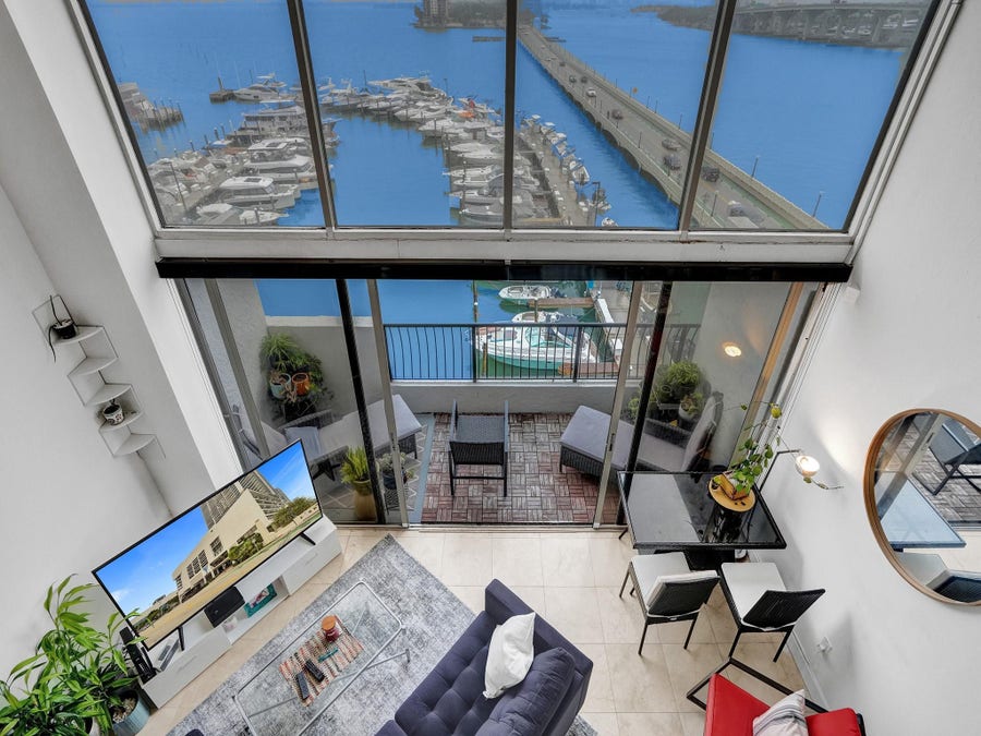 Property photo for 555 NE 15th Street, #T4(704), Miami, FL