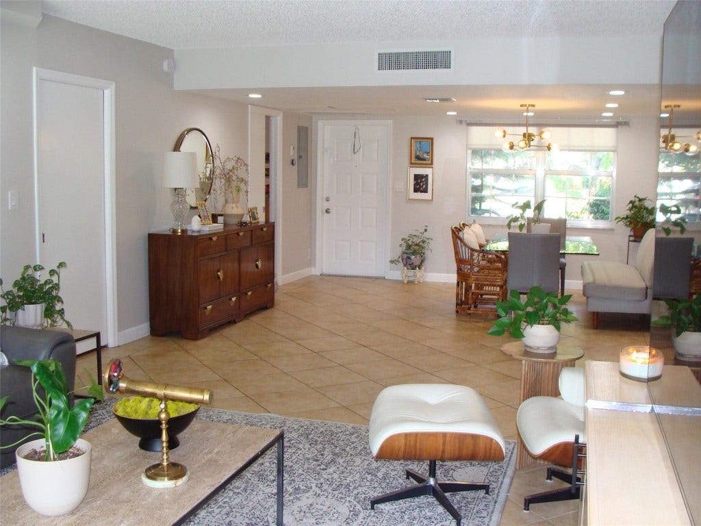 907 Cypress Terrace, #104, Pompano Beach, FL 33069