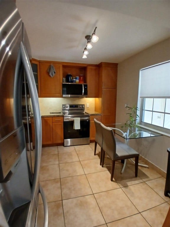 907 Cypress Terrace, #104, Pompano Beach, FL 33069