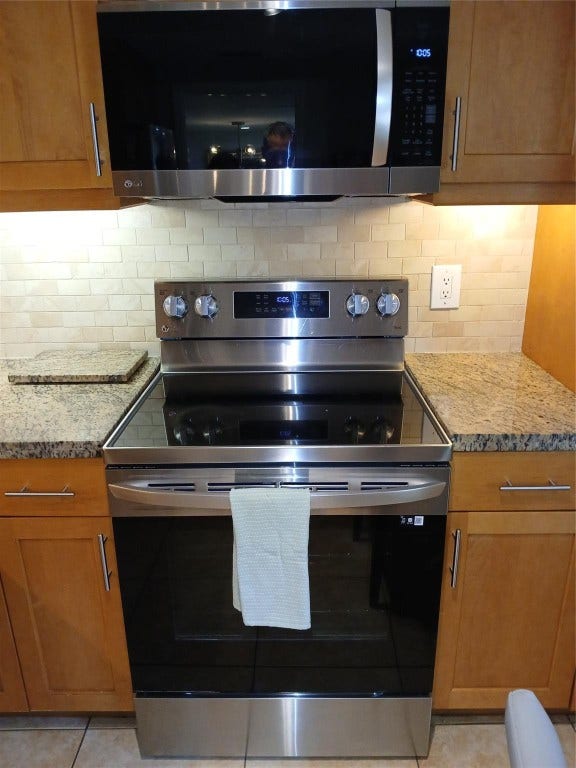 907 Cypress Terrace, #104, Pompano Beach, FL 33069