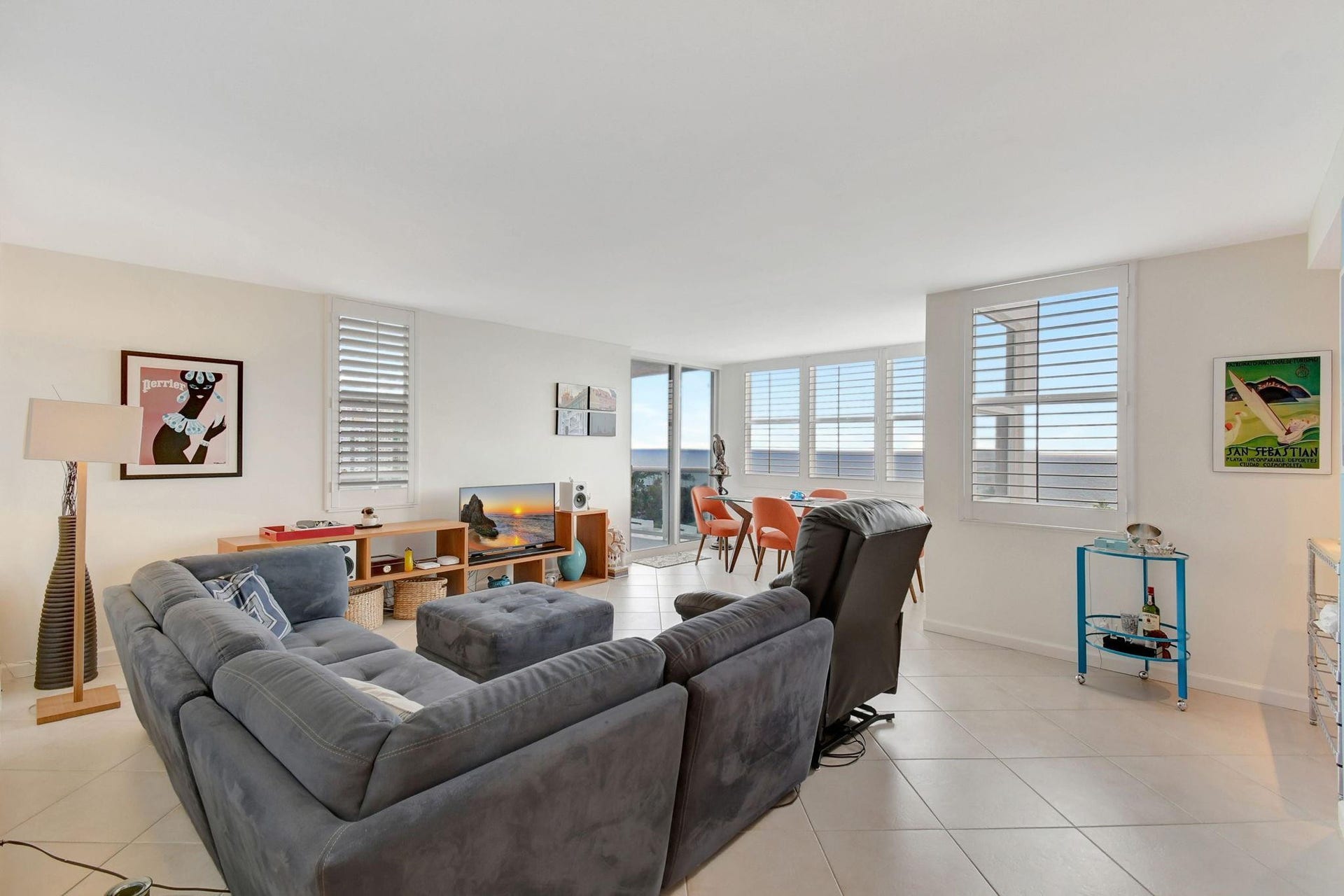 3015 N Ocean Boulevard, #12F, Fort Lauderdale, FL 33308 living room