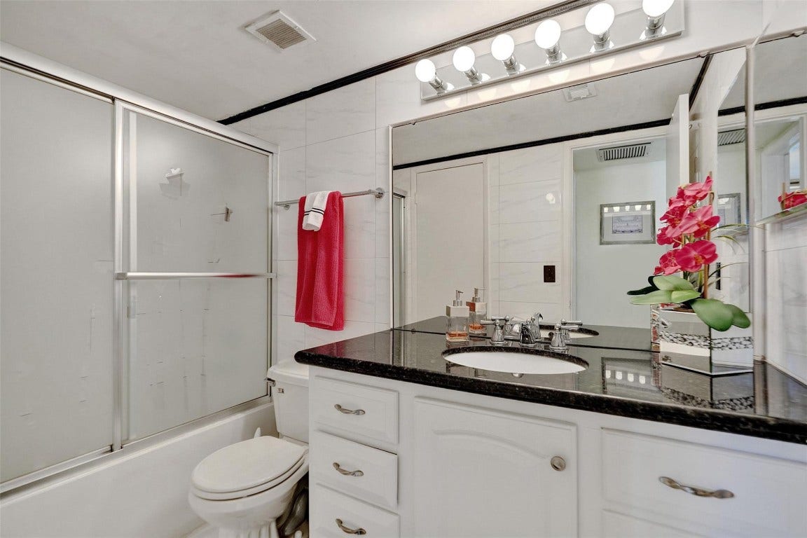 1051 Hillsboro Mile, #307e, Hillsboro Beach, FL 33062