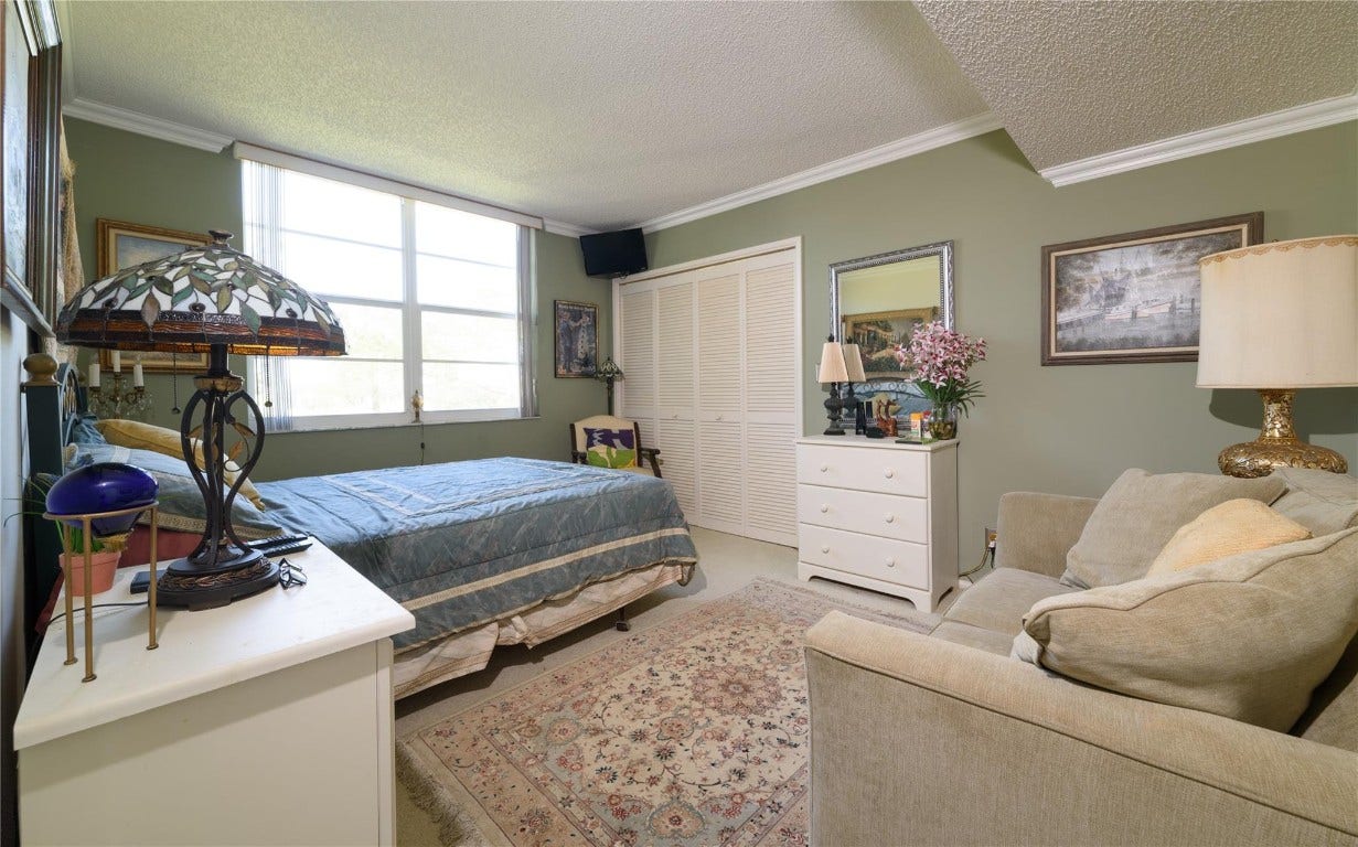 545 Oaks Lane, #310, Pompano Beach, FL 33069 545 Oaks Lane, #310, Pompano Beach, FL 33069