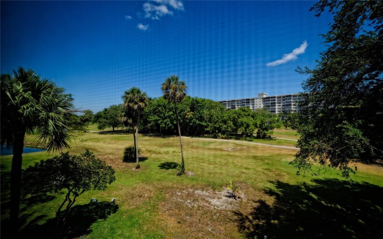 545 Oaks Lane, #310, Pompano Beach, FL 33069 545 Oaks Lane, #310, Pompano Beach, FL 33069