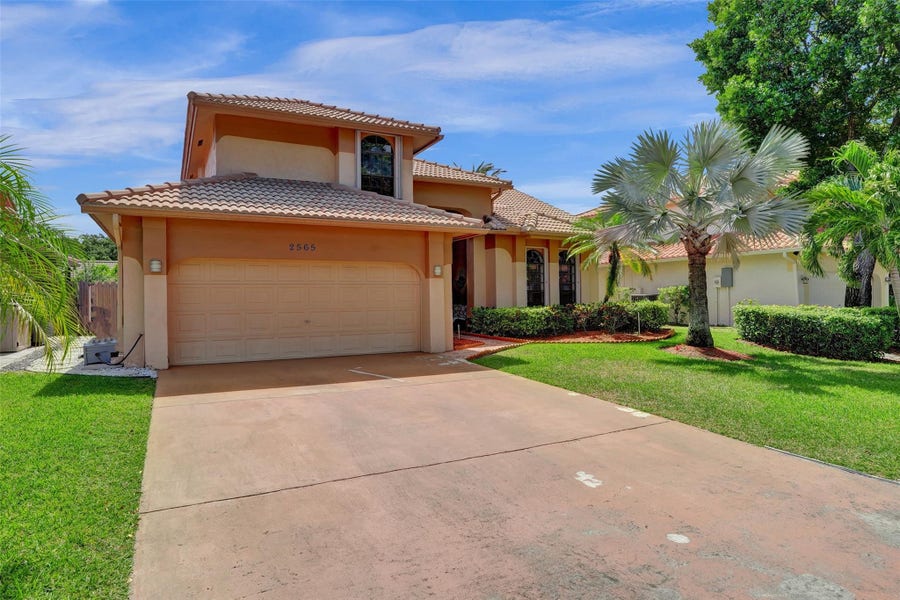 Property photo for 2565 Kerry Drive, Cooper City, FL
