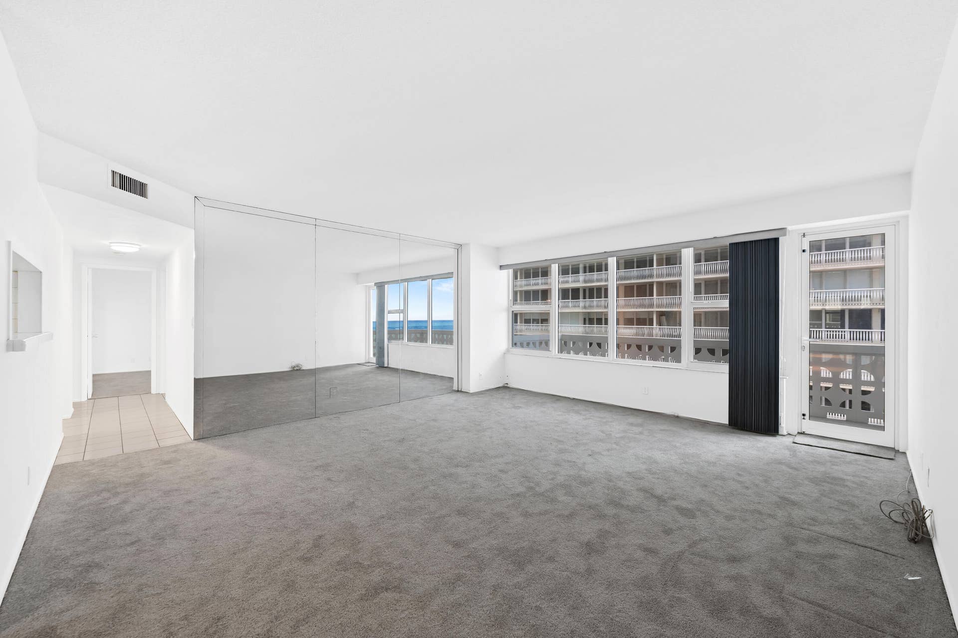 4010 Galt Ocean Drive, #702, Fort Lauderdale, FL 33308 Living room