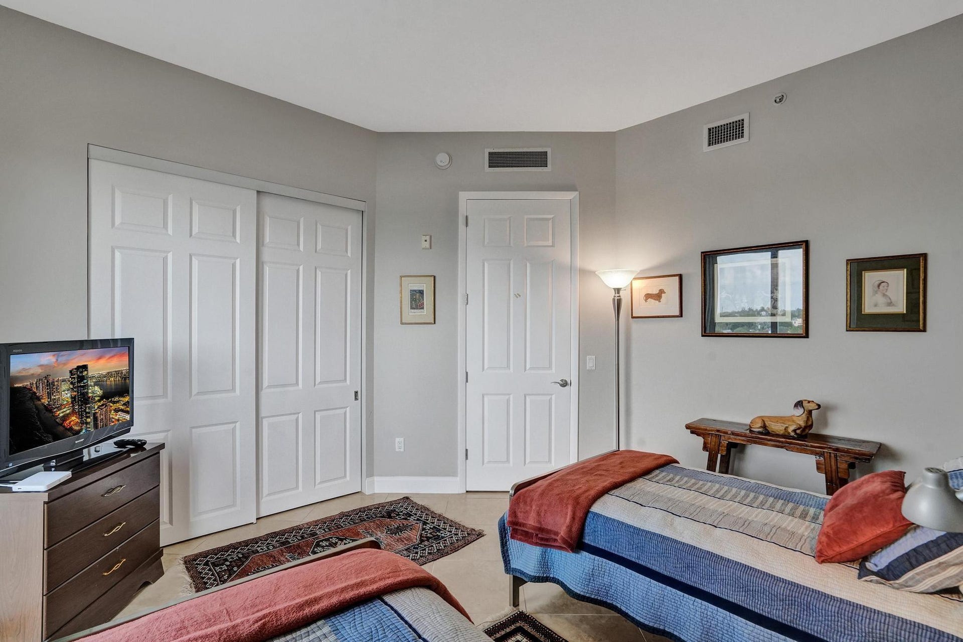 2633 NE 14th Avenue, #400, Wilton Manors, FL 33334 Second bedroom